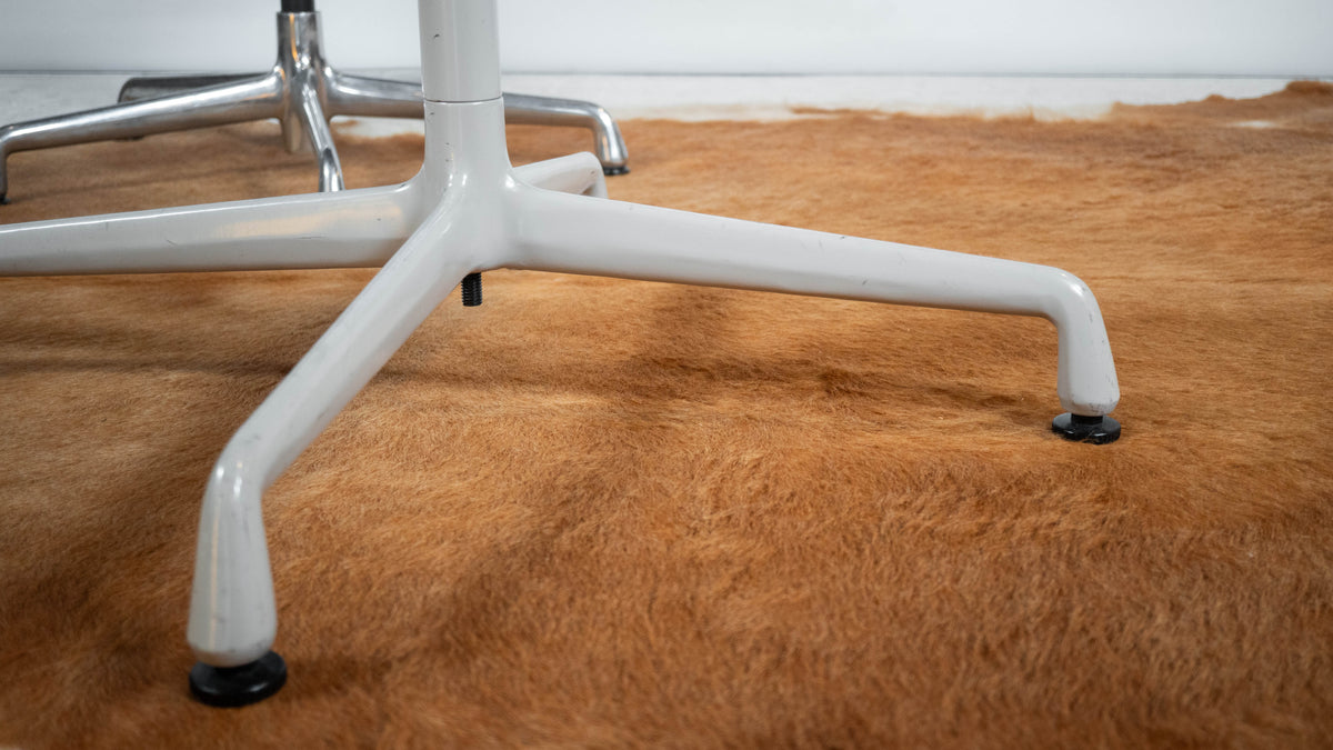 Mid-Century Modern Charles & Ray Eames for Herman Miller Aluminum Group Dining Table