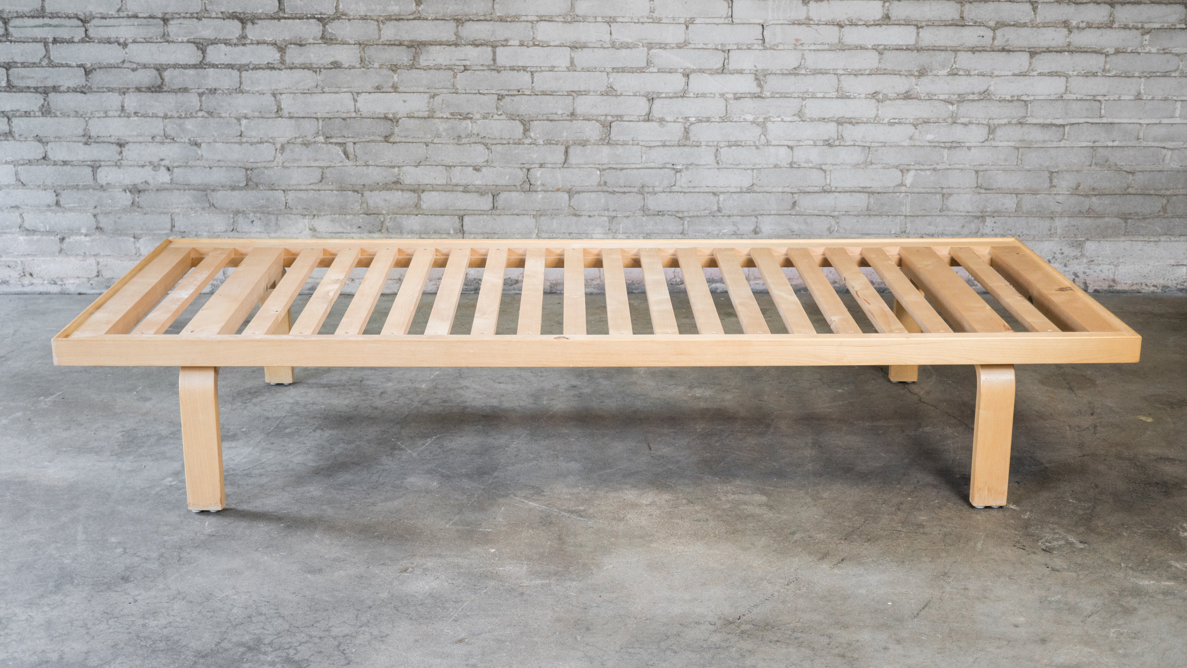 Mid-Century Alvar Aalto 710 Daybed for Artek