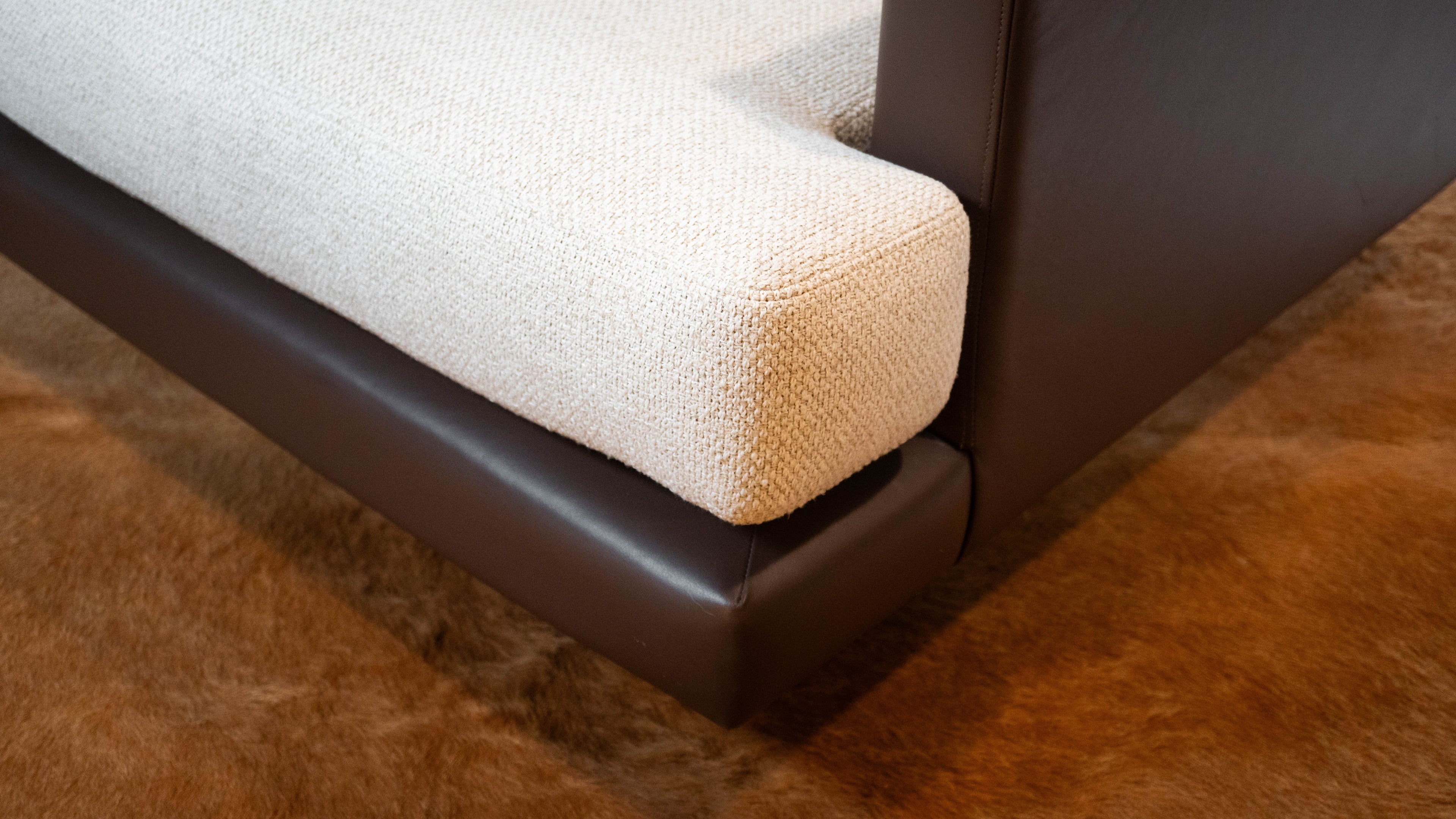 Knoll Designer D'Urso Leather Lounge Chair