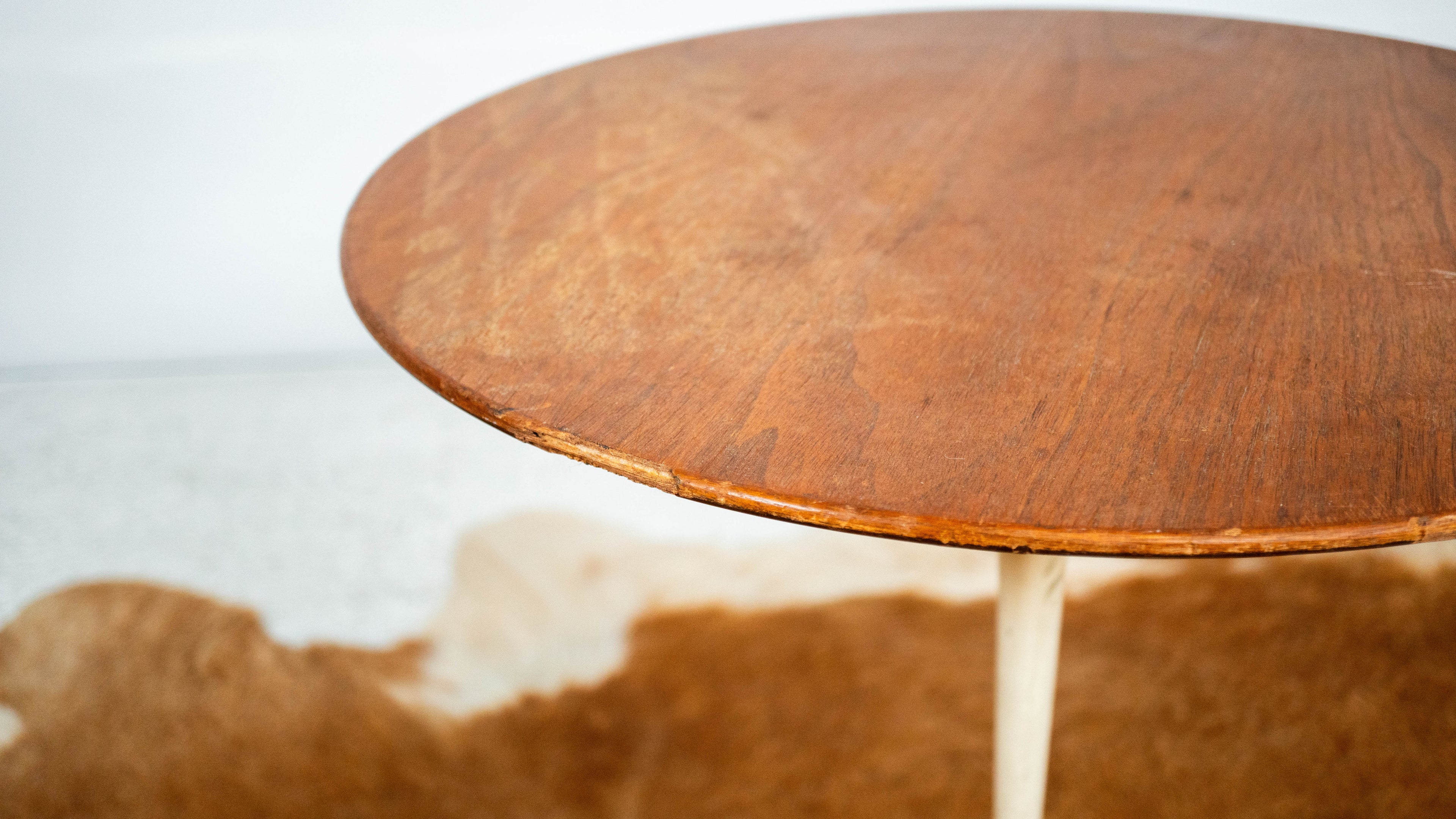 Vintage Knoll International Saarinen Walnut Tulip Side Table