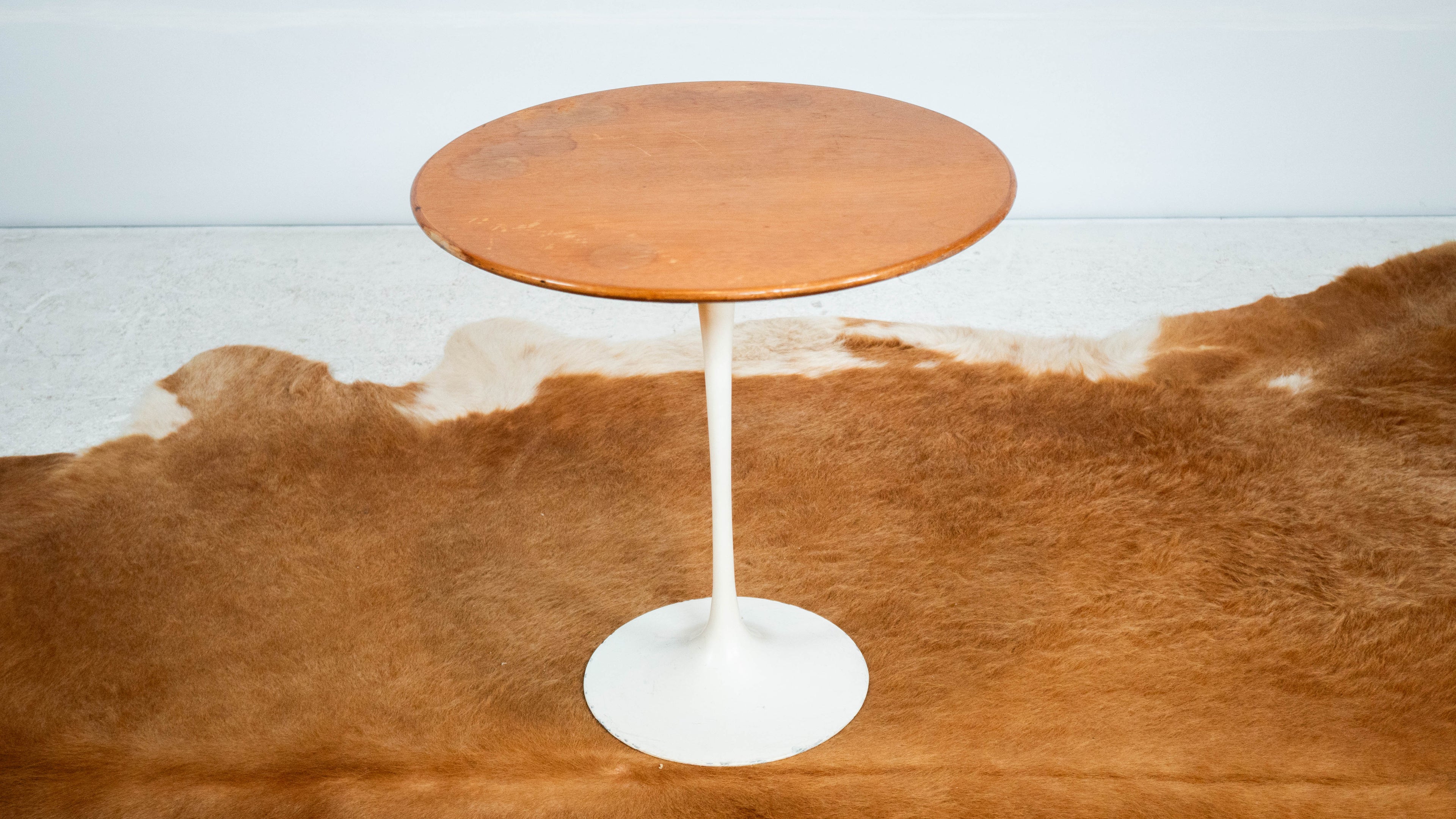 Vintage Knoll International Saarinen Walnut Tulip Side Table