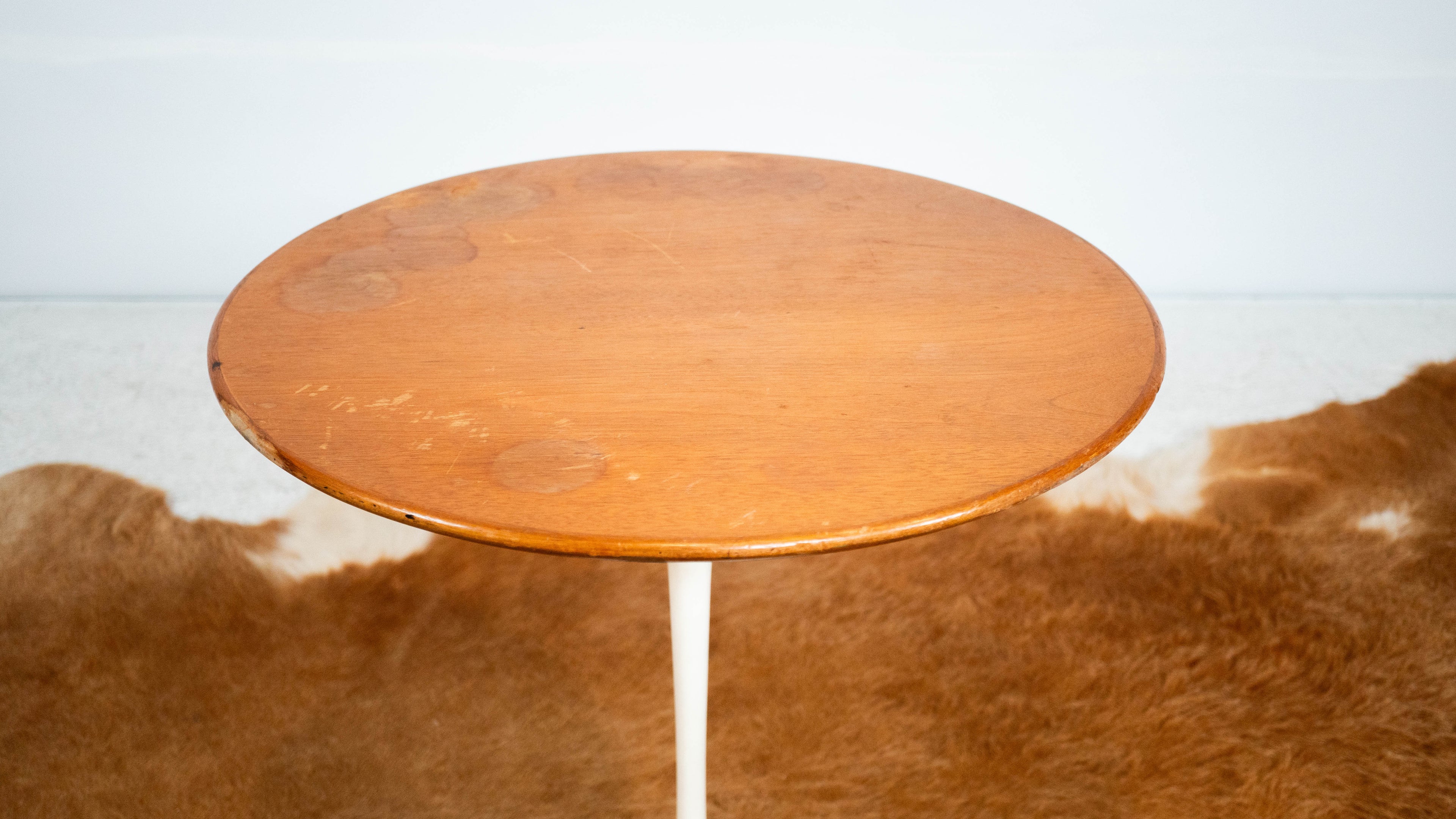 Vintage Knoll International Saarinen Walnut Tulip Side Table