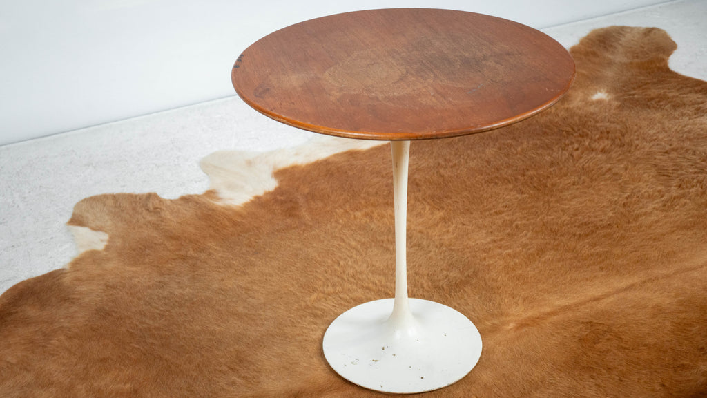 Vintage Knoll International Saarinen Walnut Tulip Side Table
