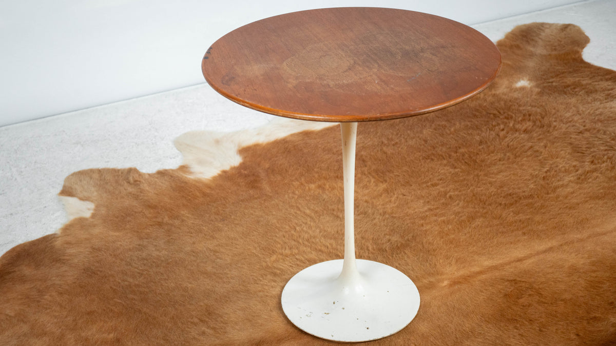 Vintage Knoll International Saarinen Walnut Tulip Side Table