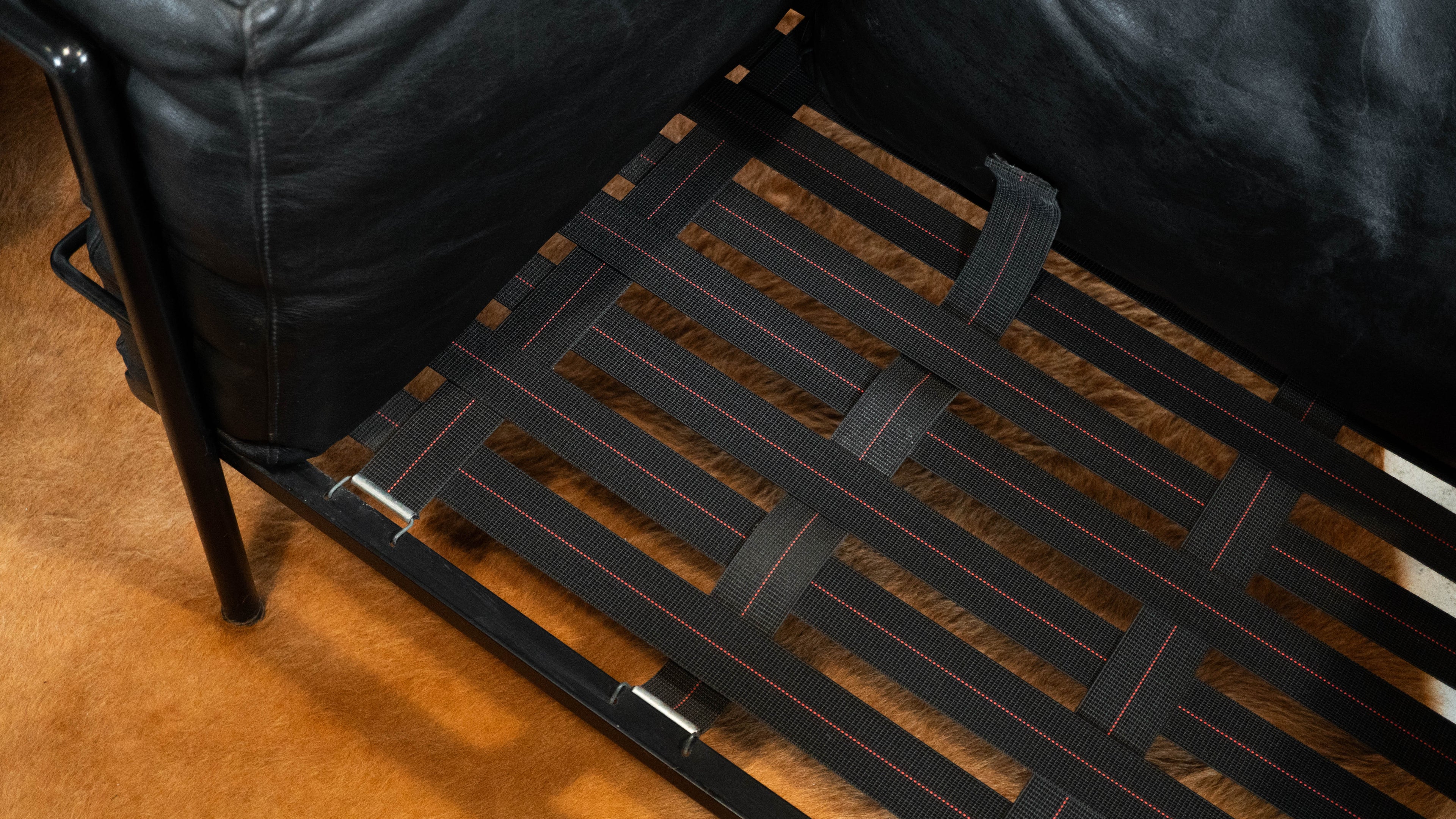 1980s Le Corbusier LC3 Grand Modele attr. Lounge Chairs - A Pair