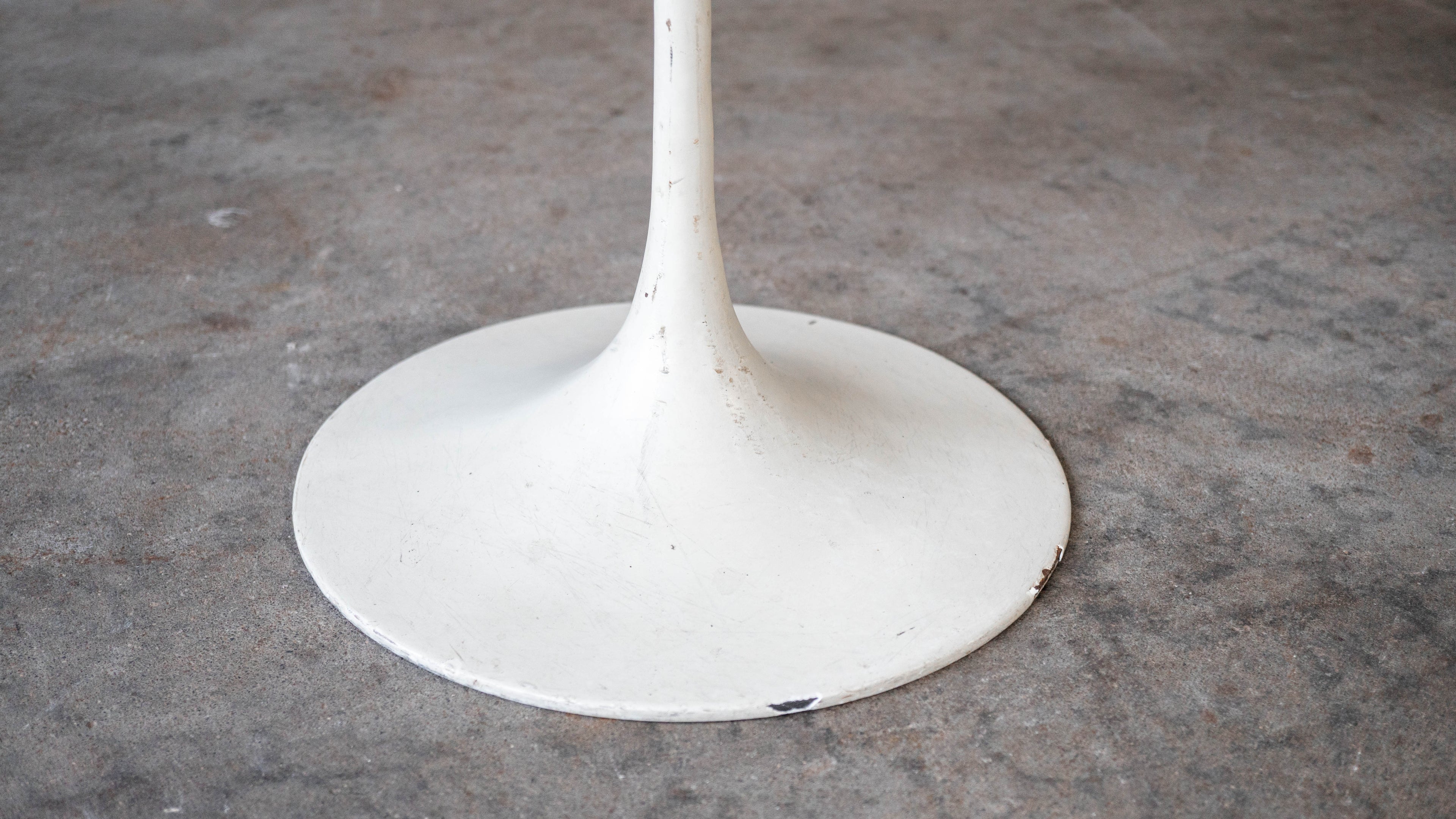 1960s Tulip Side Table by Eero Saarinen for Knoll Associates