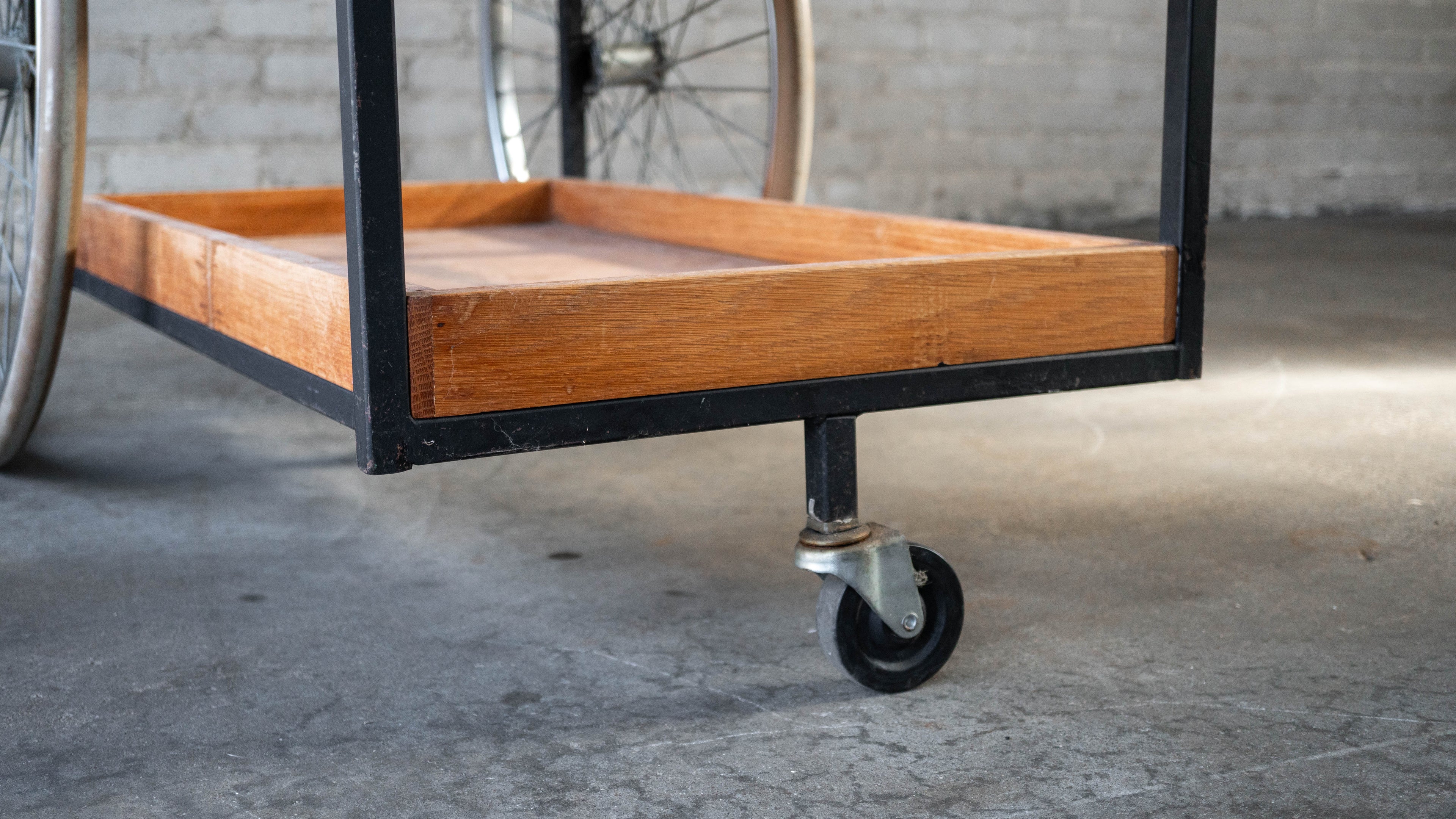 Vintage Mid-Century Arthur Umanoff for David Morgan Bar Cart