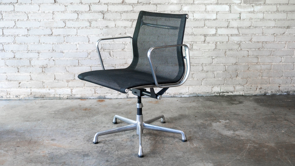 Herman Miller Eames Aluminum Group Mesh Chair