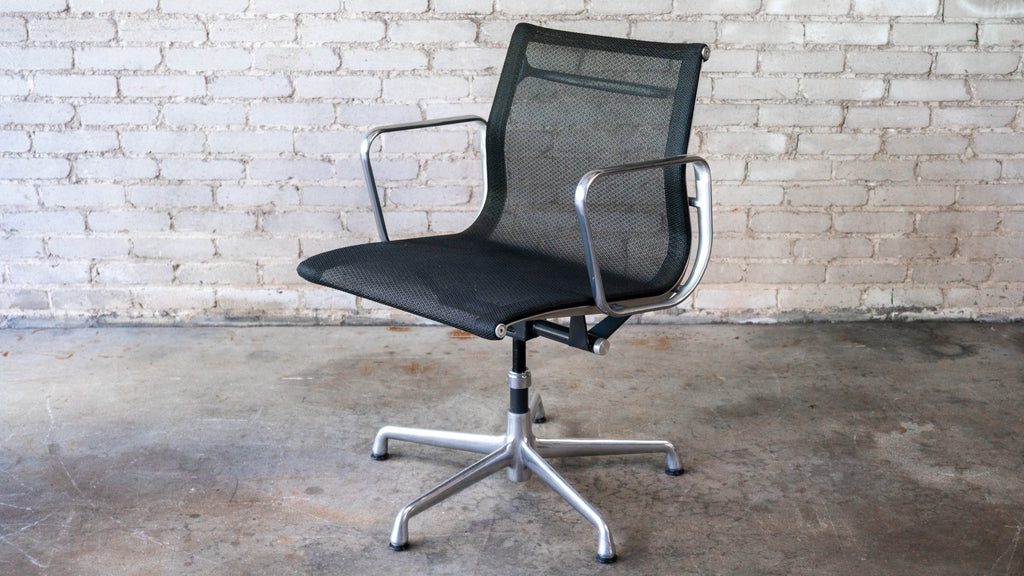 Herman Miller Eames Aluminum Group Mesh Chair