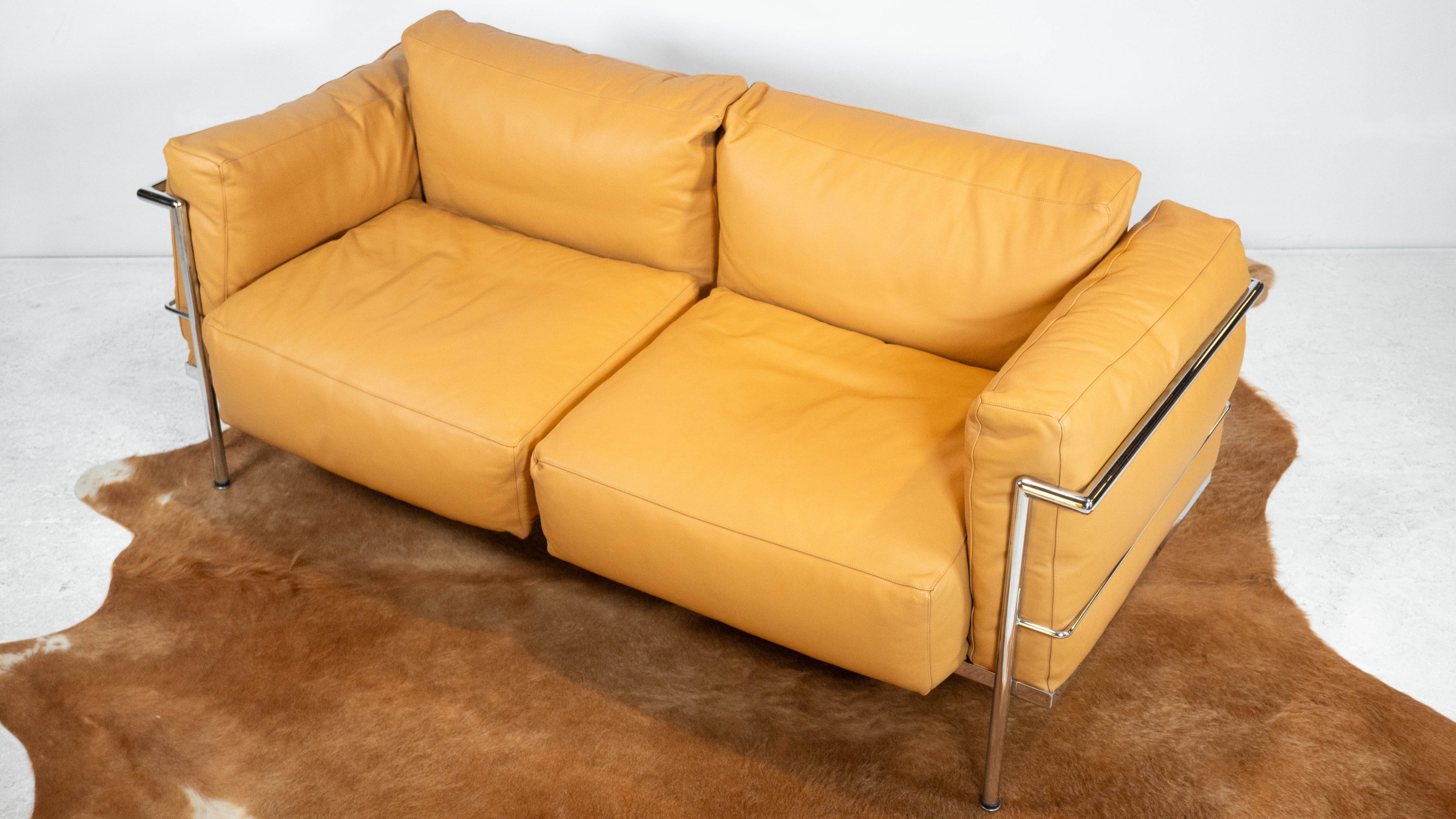 Le Corbusier LC3 Grand Confort Attributed Loveseat Sofa