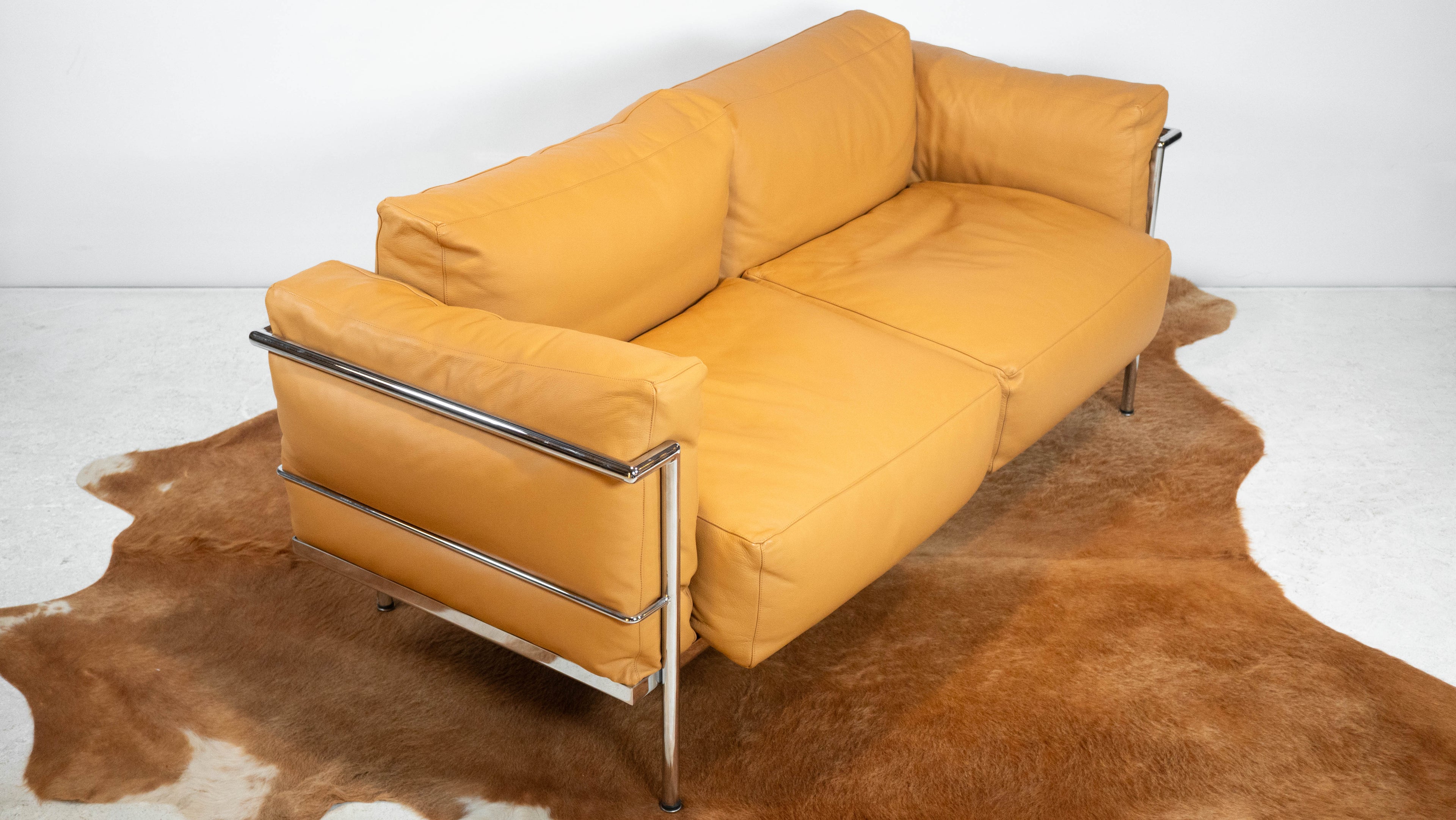 Le Corbusier LC3 Grand Confort Attributed Loveseat Sofa