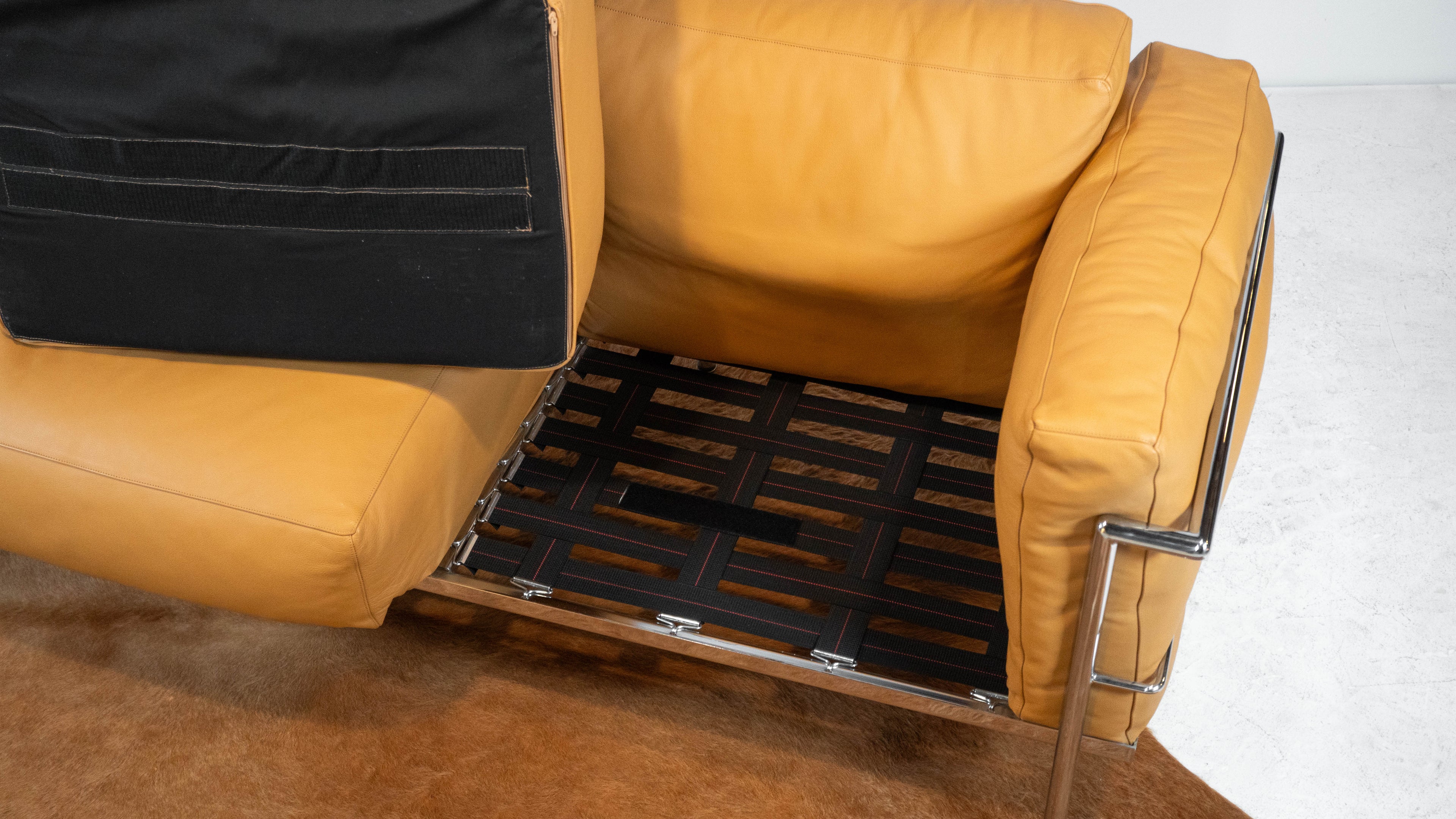 Le Corbusier LC3 Grand Confort Attributed Loveseat Sofa