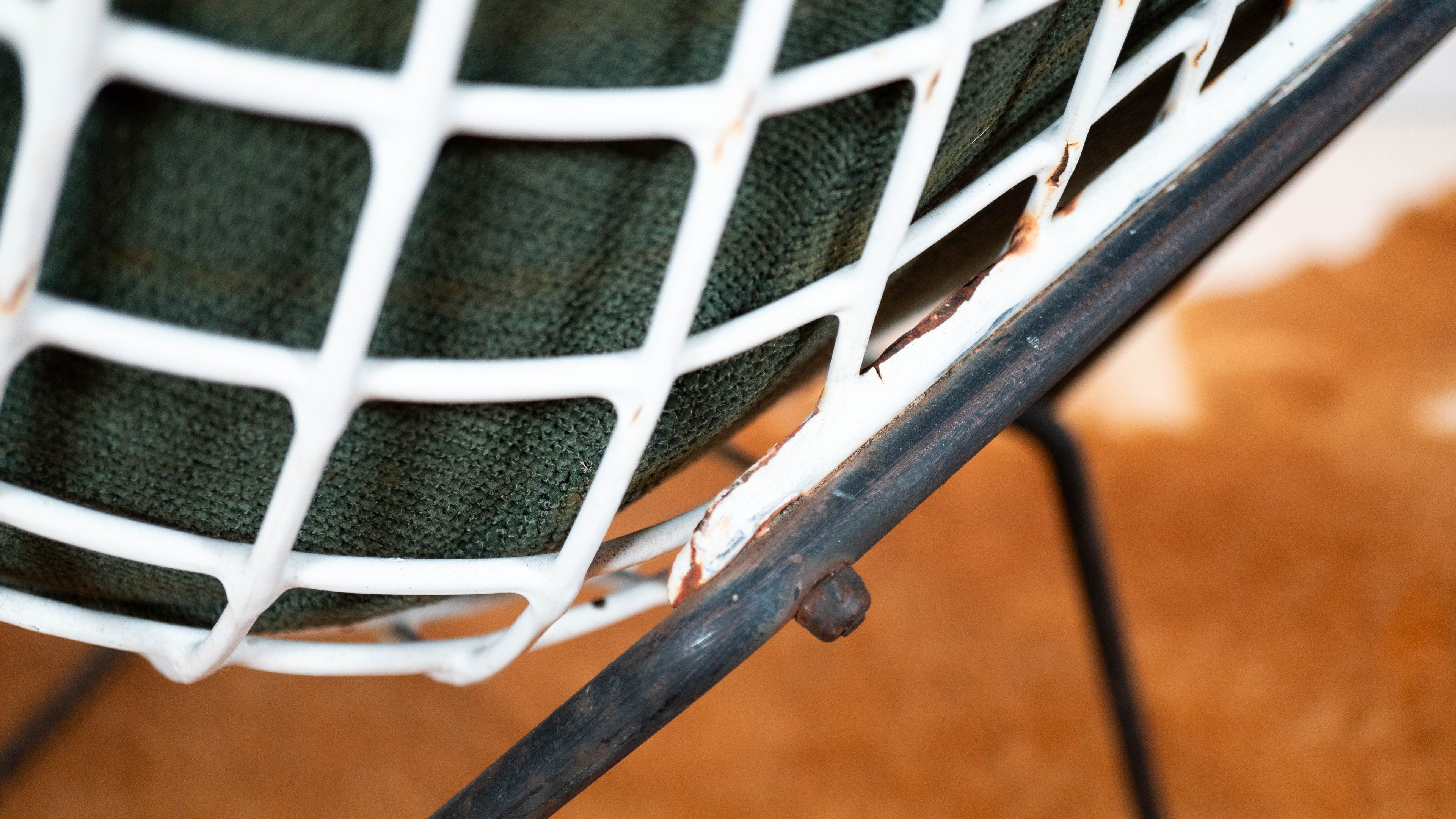 1970s Vintage Knoll Bertoia Diamond Chair w/ Full Cover