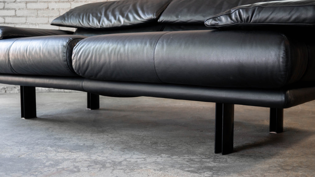 1980s Postmodern Leather Alanda Sofa by Paolo Piva for B&B Italia