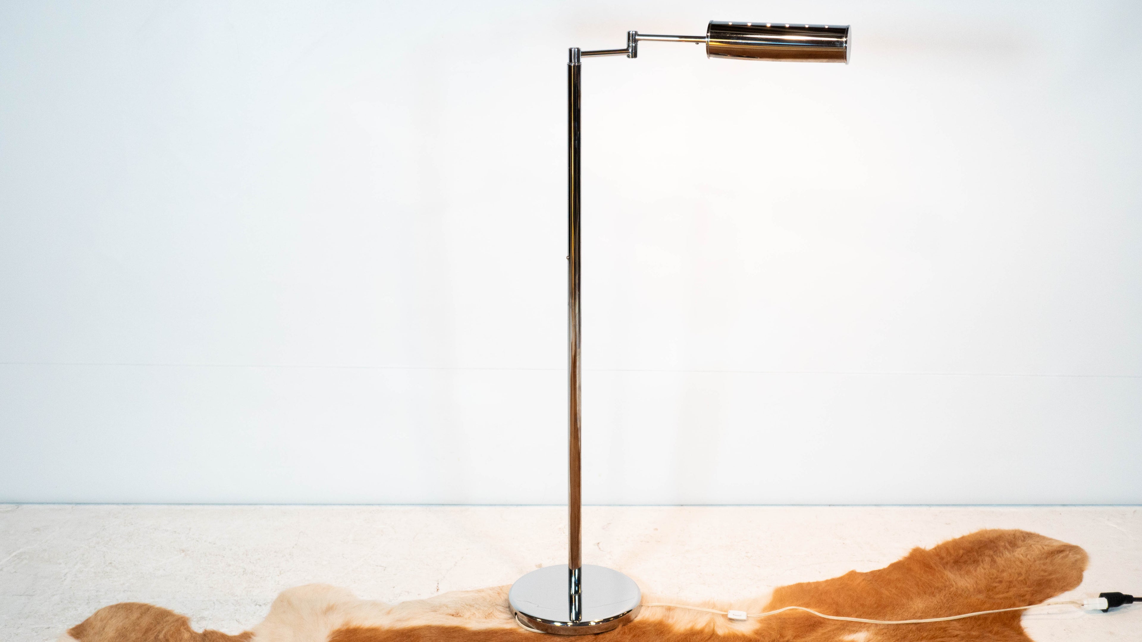 1960s Walter Von Nessen Modern Chrome Adjustable Floor Lamp